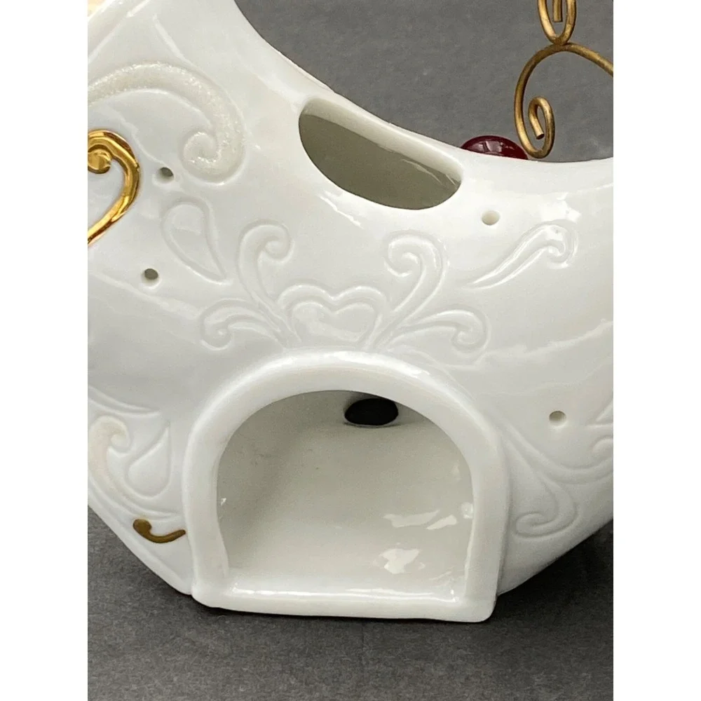 Vintage Christmas Angel Jeweled Tealight Candle Holder Porcelain‎ Figurine Heart